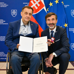 Ocenenie za budovanie dobrého mena SR v zahraničí